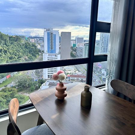Jq1 Sea & Pool Or City View Wifi I Washing Machine For Some Units I Cuckoo Water Jesselton Quay By R2 Kota Kinabalu Kültér fotó