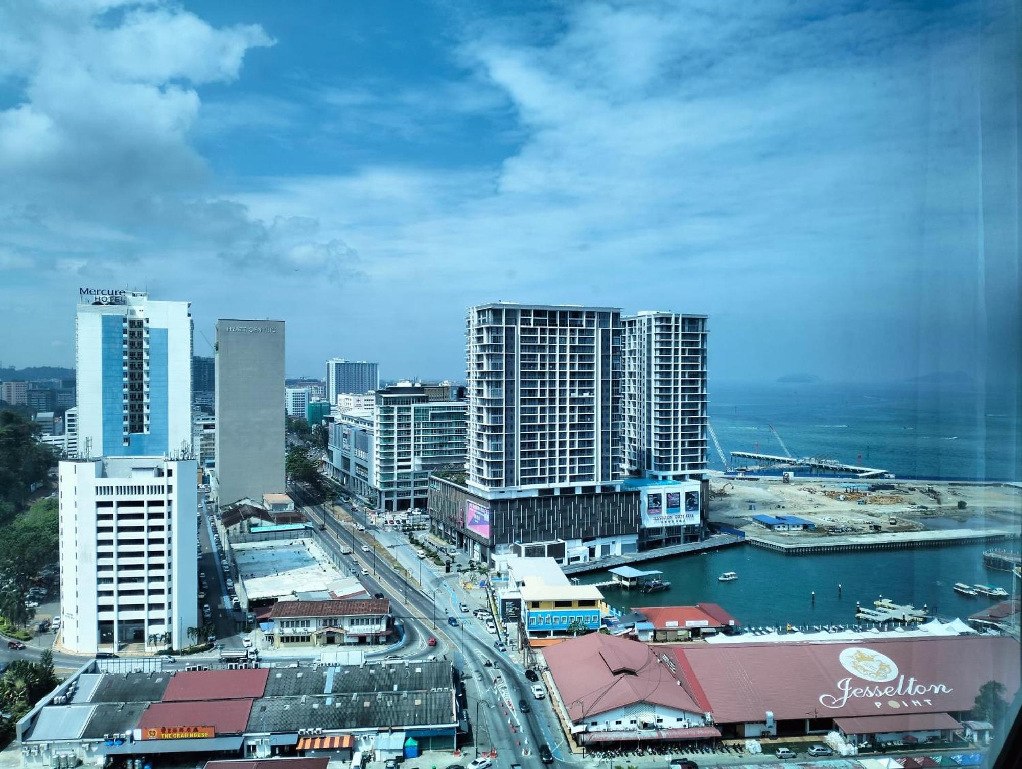 Jq1 Sea & Pool Or City View Wifi I Washing Machine For Some Units I Cuckoo Water Jesselton Quay By R2 Kota Kinabalu Kültér fotó