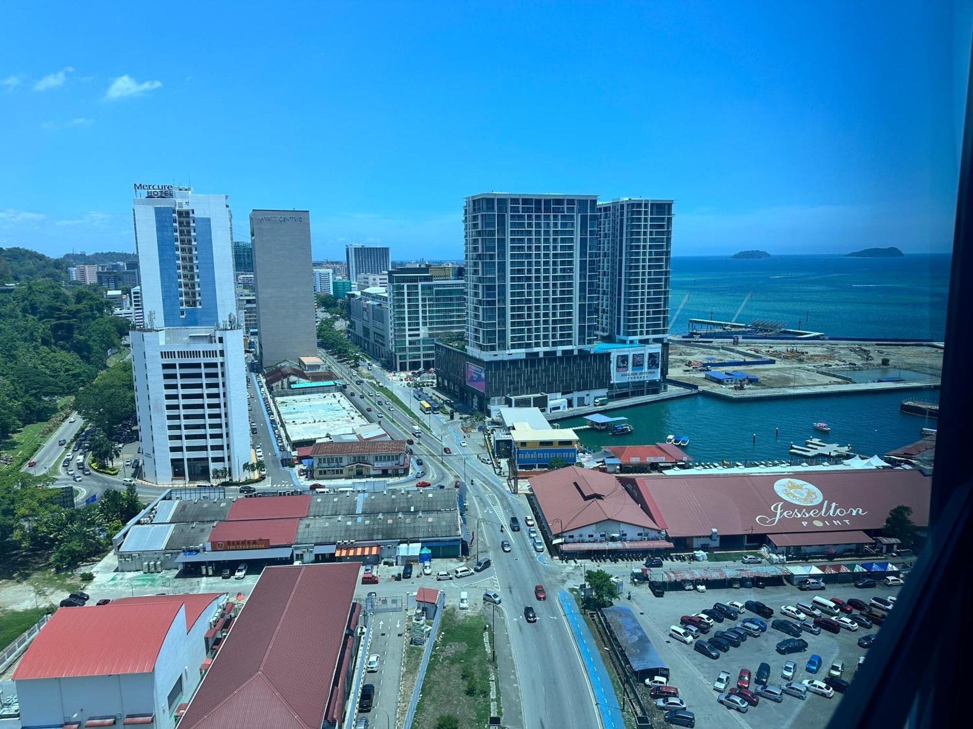 Jq1 Sea & Pool Or City View Wifi I Washing Machine For Some Units I Cuckoo Water Jesselton Quay By R2 Kota Kinabalu Kültér fotó